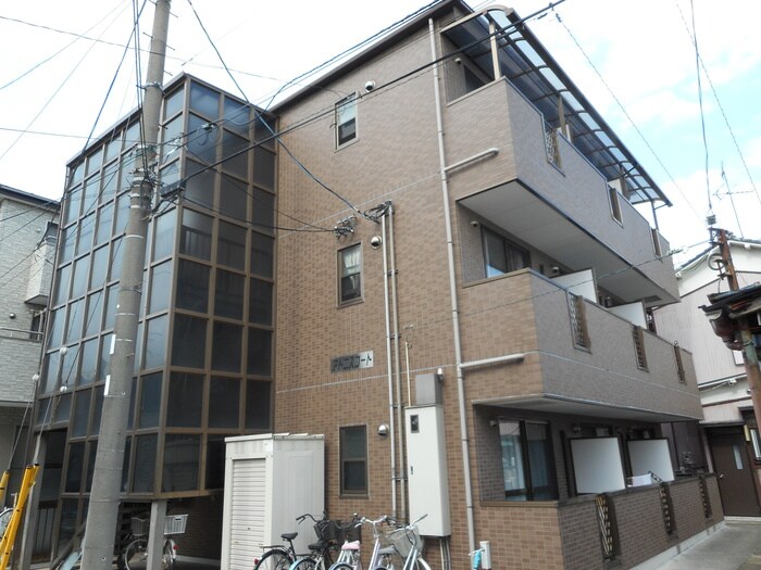 アドニスコートの物件外観写真