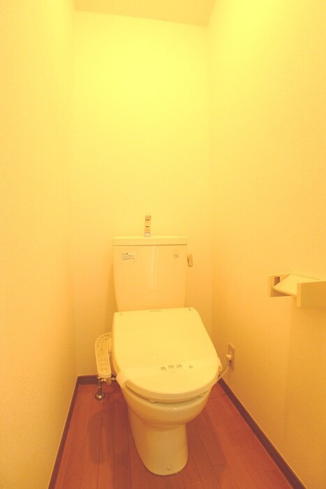 アドニスコートの物件内観写真