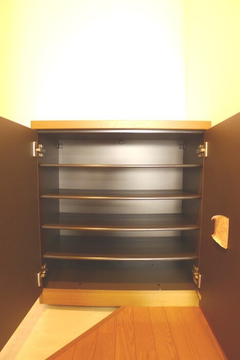 アドニスコートの物件内観写真