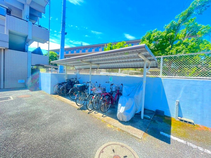 ベルアネックスの物件外観写真