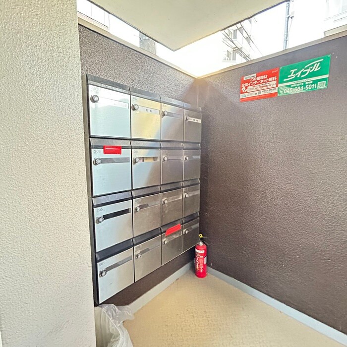 レヂデンス政和の物件外観写真