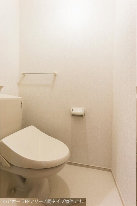 ジャルダン　ベルⅡの物件内観写真