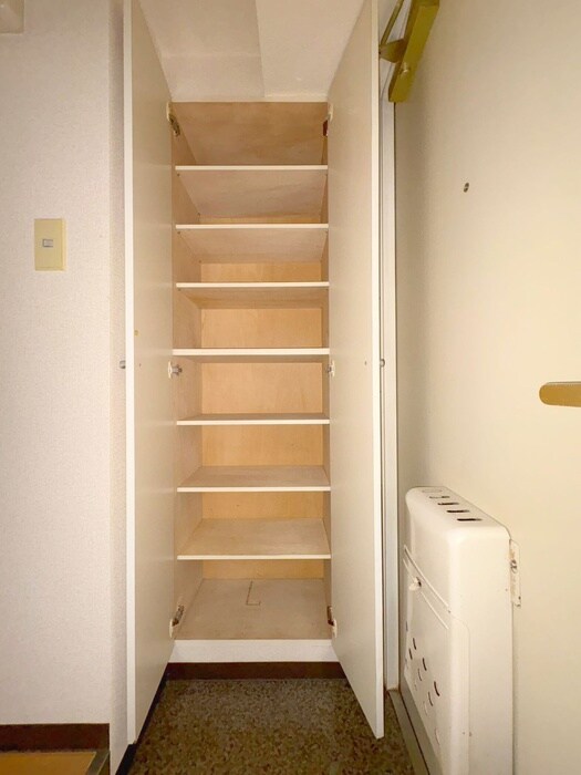 スカイコート世田谷第４(404)の物件内観写真