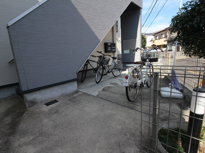 プラム相武台の物件外観写真