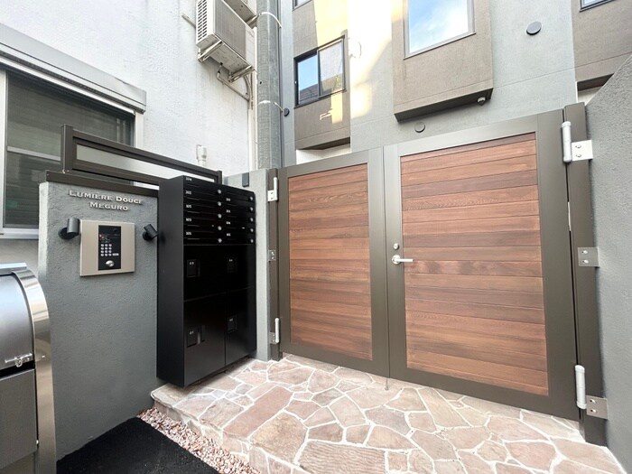 ルミドゥース目黒の物件外観写真