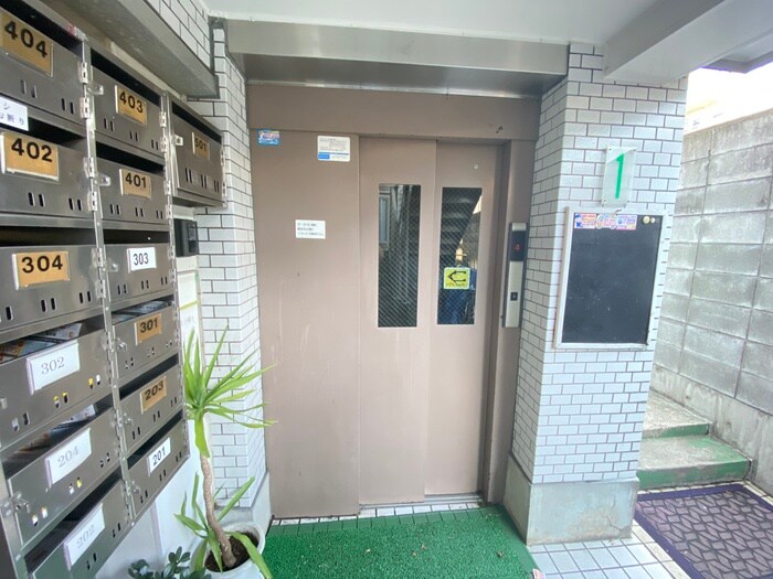 ｸﾞﾗﾝﾃﾞｭｰﾙ高橋の物件外観写真