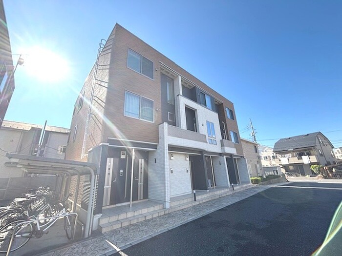 ルミエールBの物件外観写真