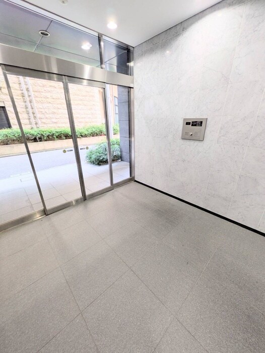 エポノ－ク市ヶ谷の物件外観写真