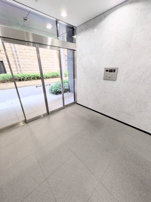 エポノ－ク市ヶ谷の物件外観写真