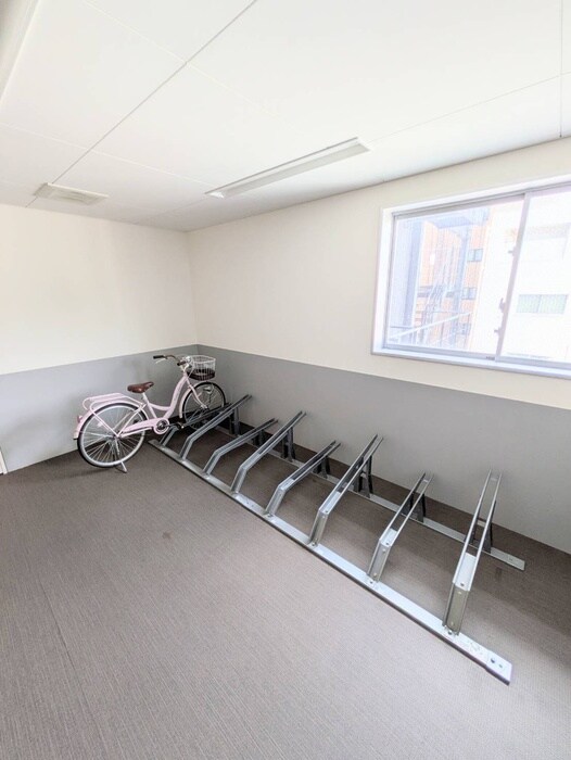 エポノ－ク市ヶ谷の物件外観写真