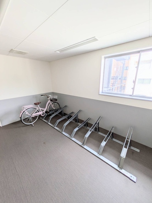 エポノ－ク市ヶ谷の物件外観写真