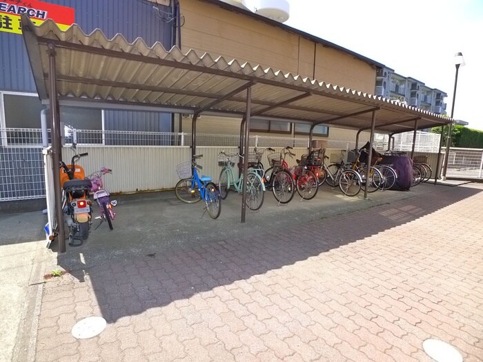 市川グリ－ンタウン磯貝の物件外観写真