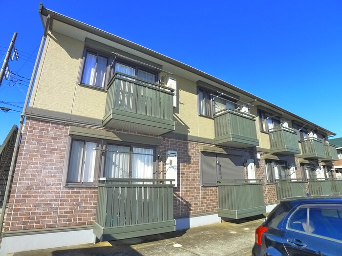 リヴェ－ルの物件外観写真