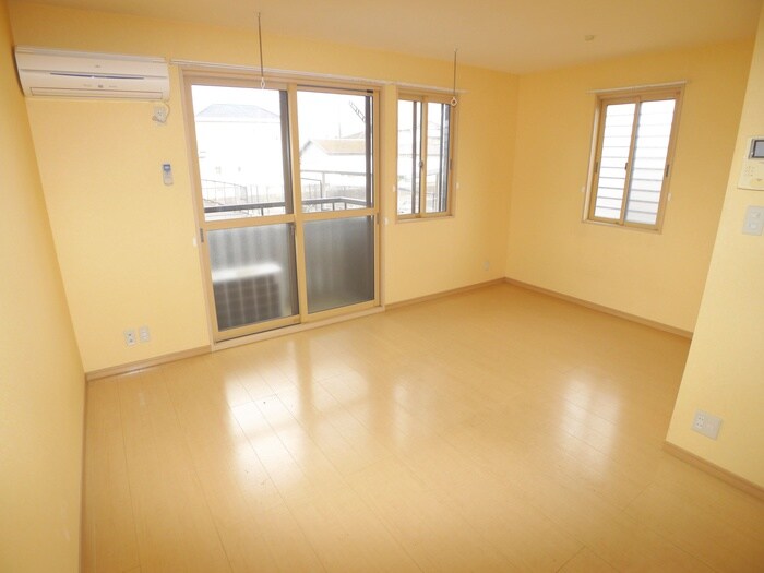 リヴェ－ルの物件内観写真