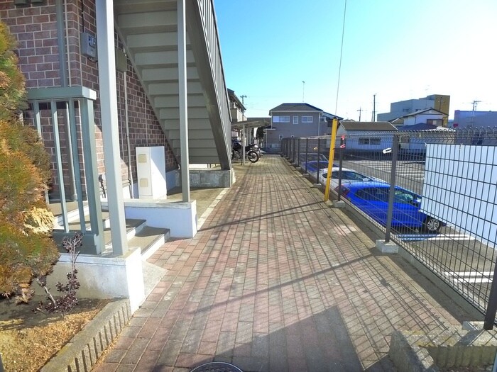 リヴェ－ルの物件外観写真