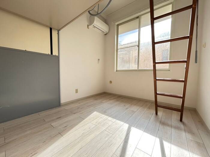 マリンコート浜須賀の物件内観写真