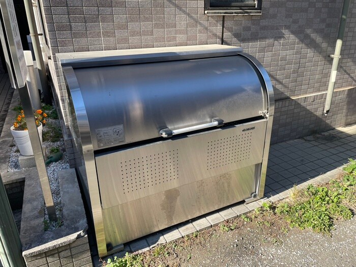 岡田ビルの物件外観写真