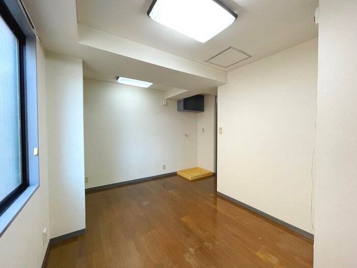 岡田ビルの物件内観写真