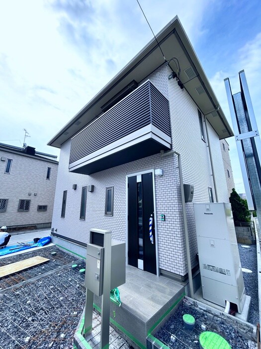 草加市金明町戸建の物件外観写真