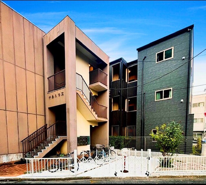 千鳥ハウスの物件外観写真