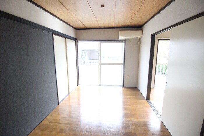 コ－ト・リヴェ－ルⅡの物件内観写真