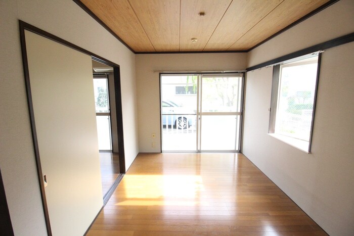 コ－ト・リヴェ－ルⅡの物件内観写真