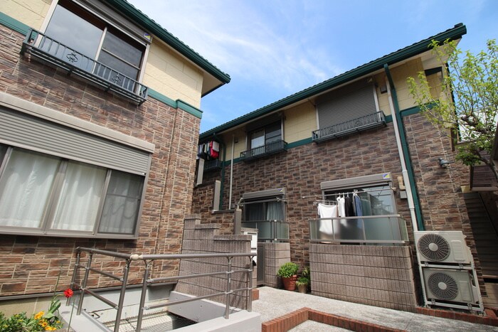 フミエ－ル北沢の物件外観写真