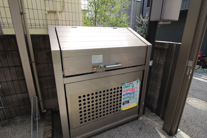 フミエ－ル北沢の物件外観写真