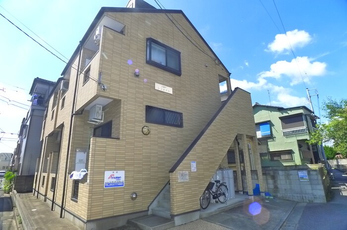 シンエイトの物件外観写真