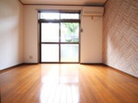 高坂第一コーポの物件内観写真