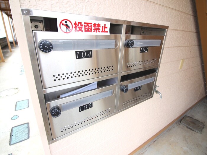 高坂第一コーポの物件外観写真