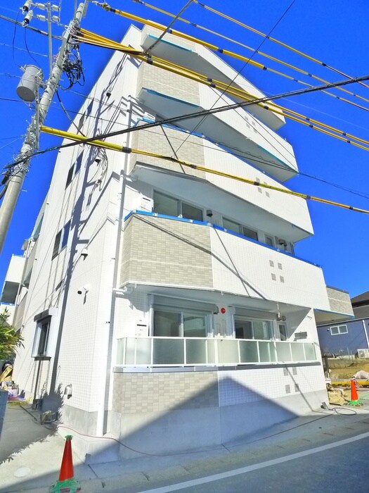 プレゾンアトワⅢの物件外観写真