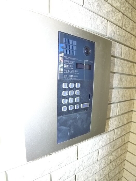 プレゾンアトワⅢの物件外観写真