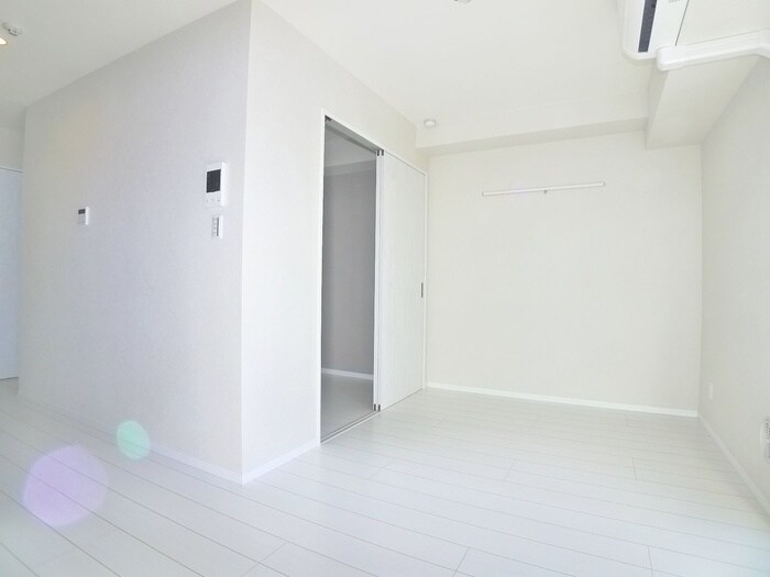 プレゾンアトワⅢの物件内観写真