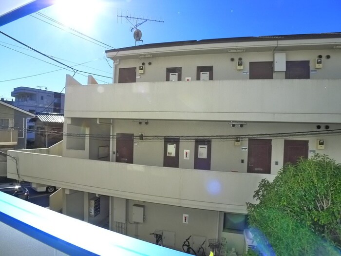 プレゾンアトワⅢの物件内観写真