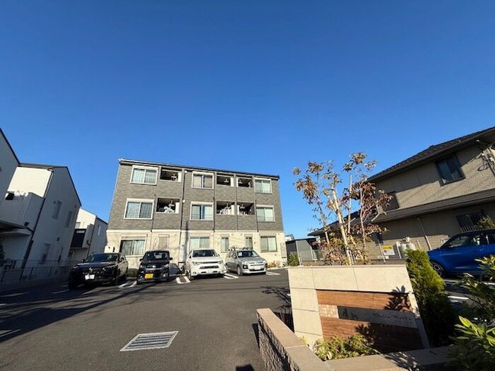 ベラ・ノッテの物件外観写真