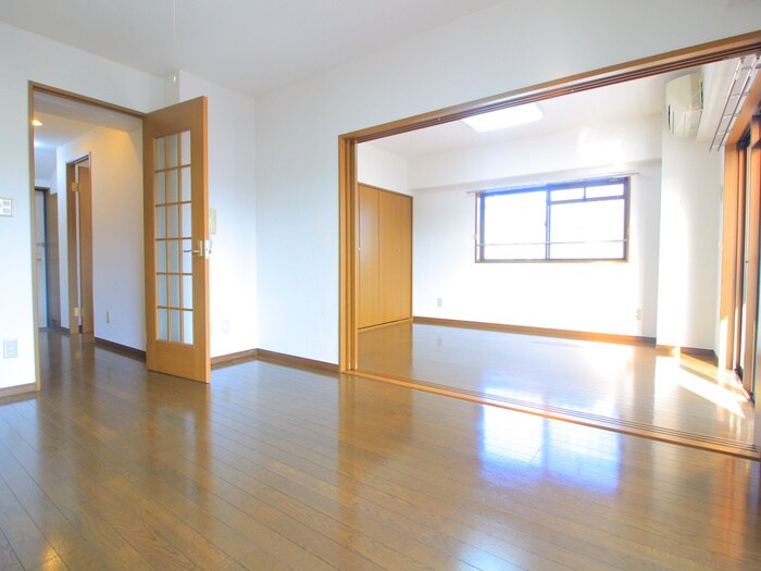 サザンパレスの物件内観写真