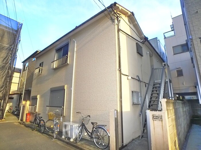 パリヴァ－ルの物件外観写真