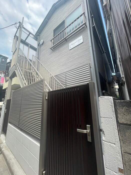 Ｍａｓｏｎ　Ｃａｌｍｅの物件外観写真