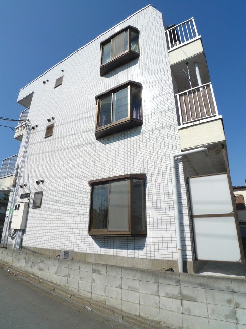 第３奥泉ハイツの物件外観写真