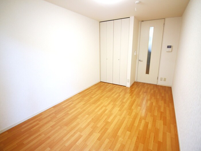 ハピネス松ヶ丘の物件内観写真