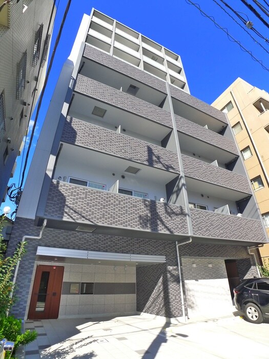 リブリ・レジデンス三ノ輪の物件外観写真