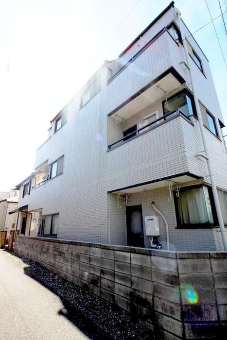 浦和コートの物件外観写真