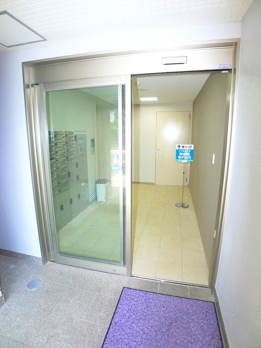 シャイン南流山の物件外観写真