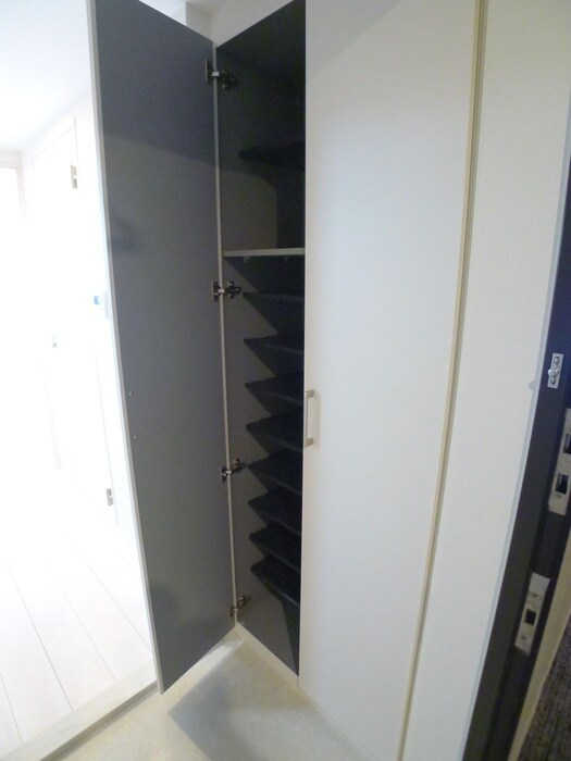 ｹｰﾃﾞｨｰｴｯｸｽﾚｼﾞﾃﾞﾝｽ原木中山の物件内観写真