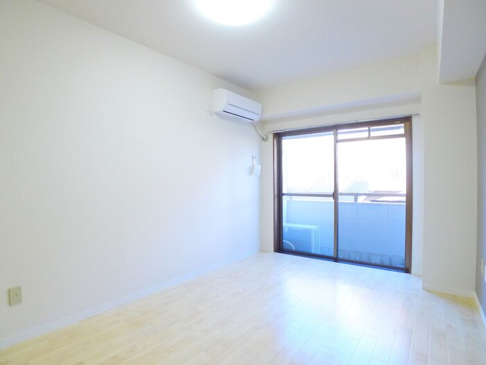 メゾン伊佐司の物件内観写真