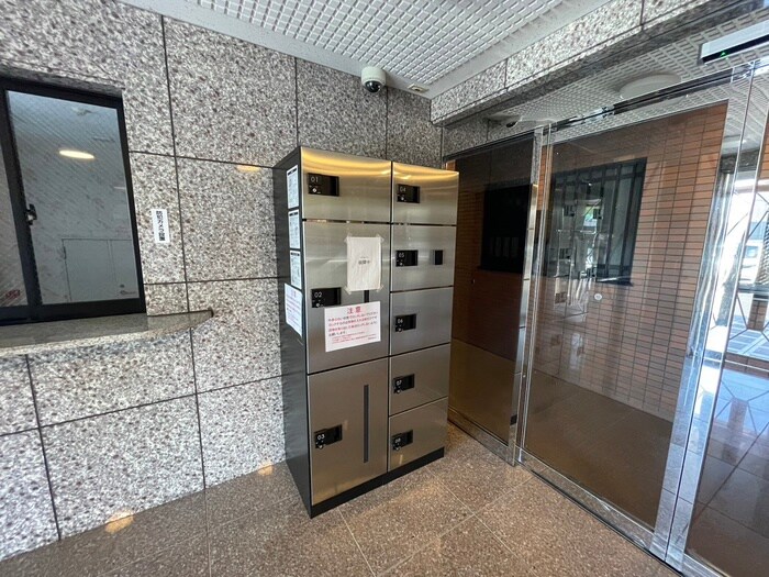 ミウパラストの物件外観写真