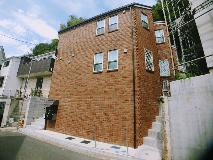 ベルヴィル壱番館の物件外観写真