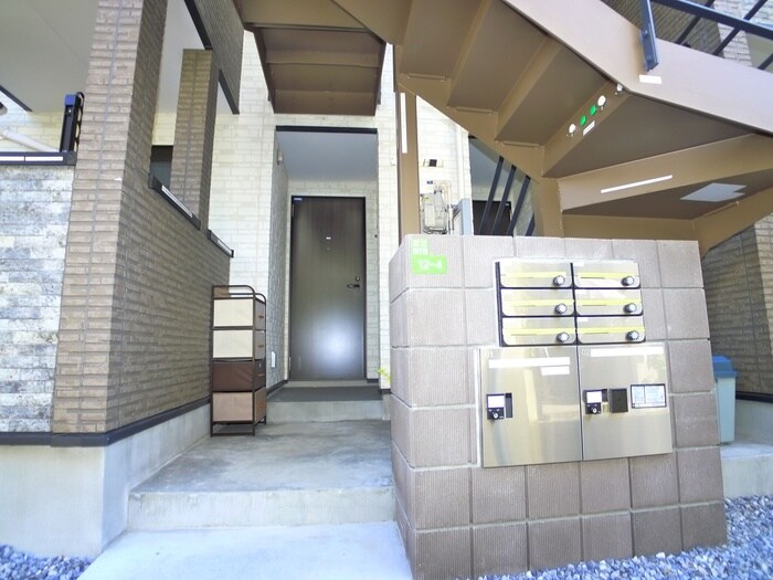 MELDIA足立4丁目の物件外観写真