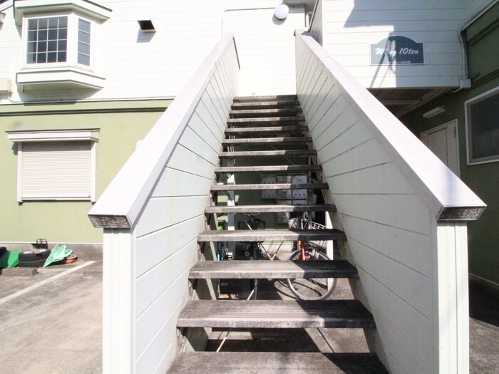 ウイング・テンＢ棟の物件外観写真